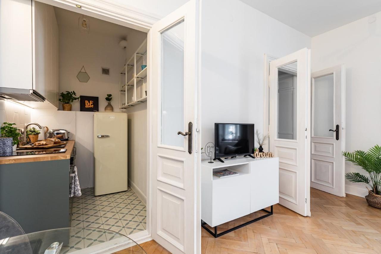 Superapart Krucza 47A Warsaw Exterior photo
